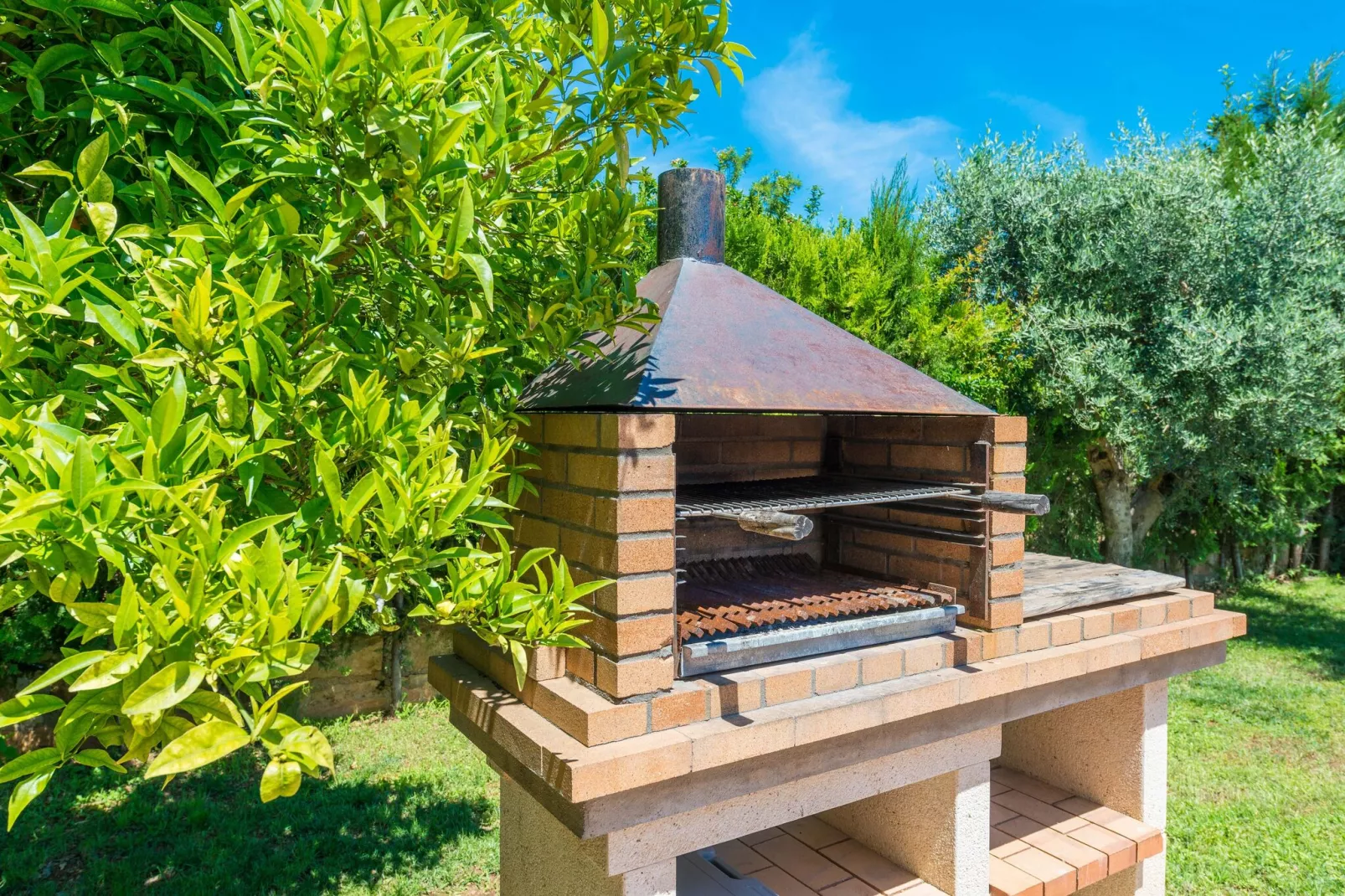 Vivienda Isabela-Außenbereich Sommer