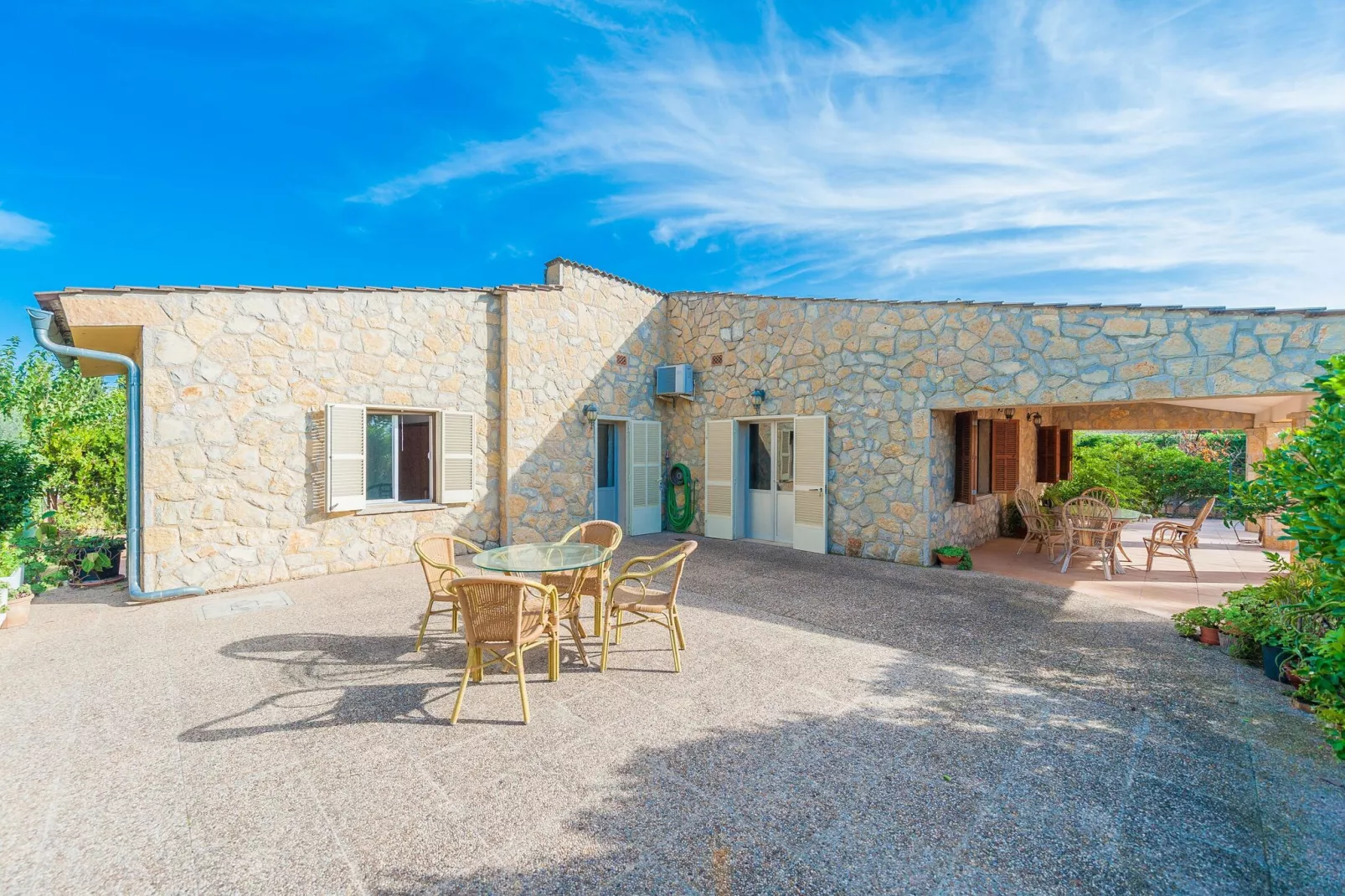 Vivienda Isabela-Außenbereich Sommer