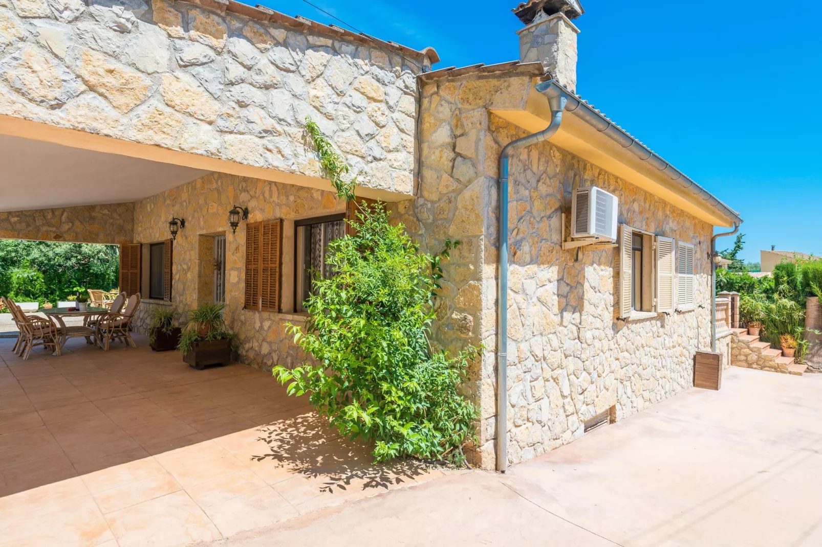 Vivienda Isabela-Außenbereich Sommer