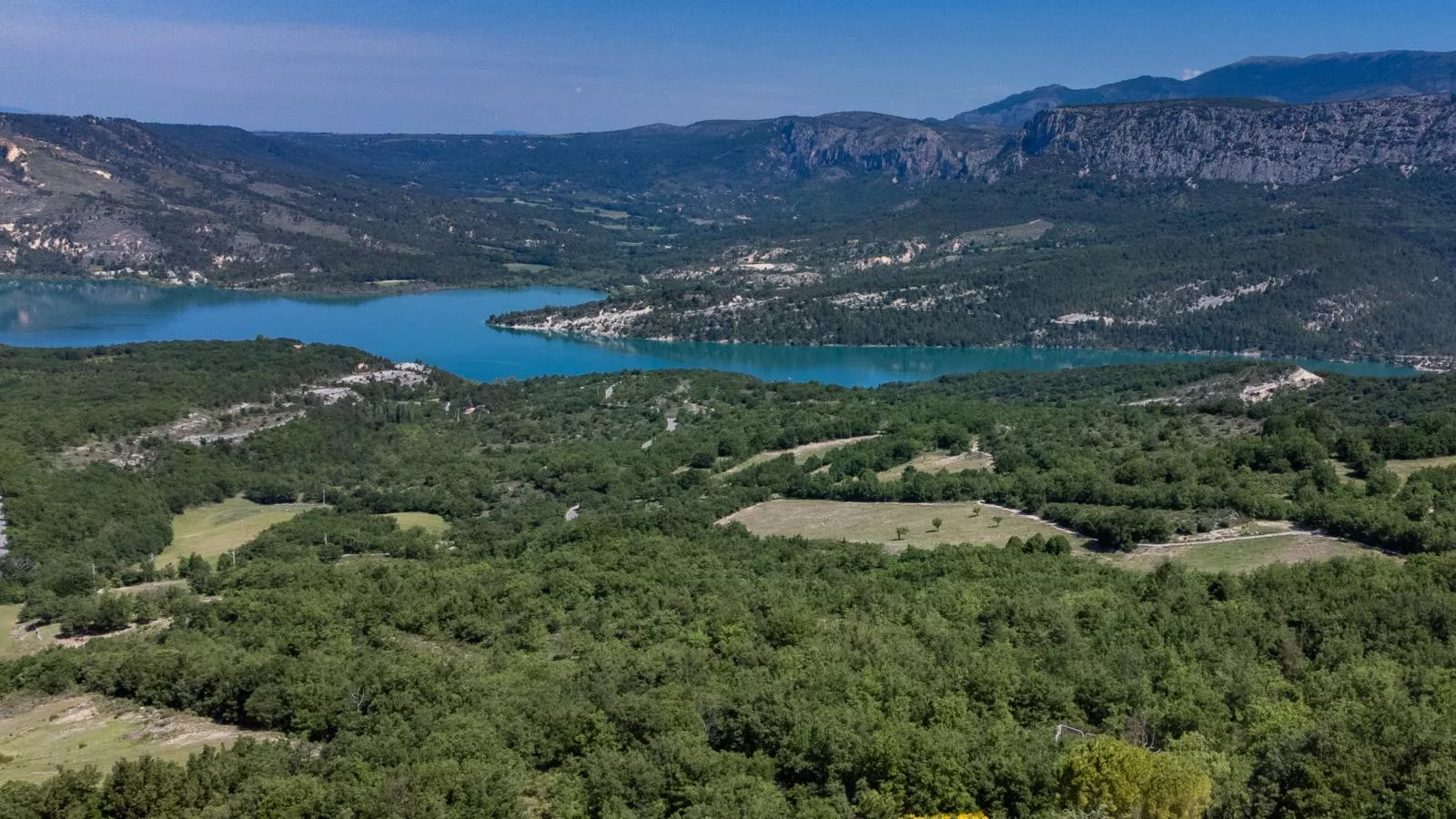 La porteuse deau-Areas summer 1km