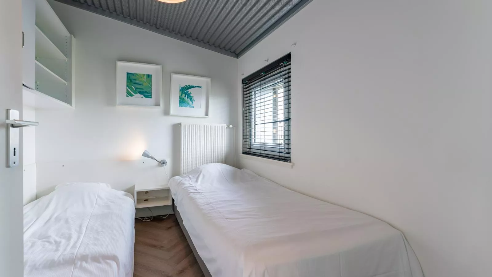 Beachhouse II-Bedroom