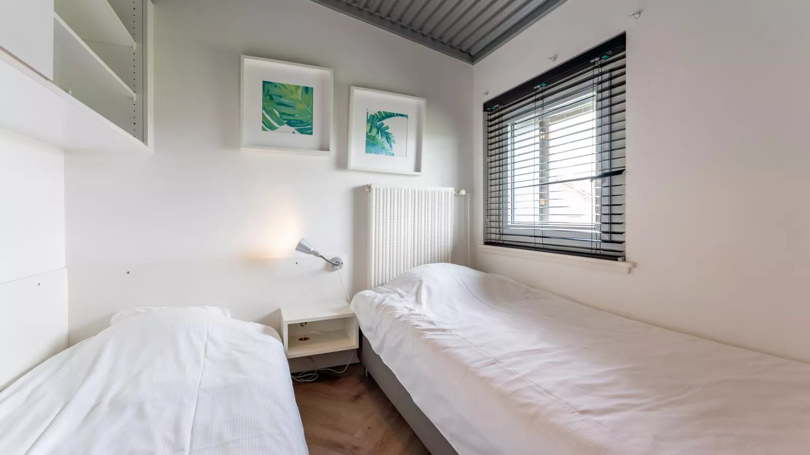 Beachhouse II-Bedroom