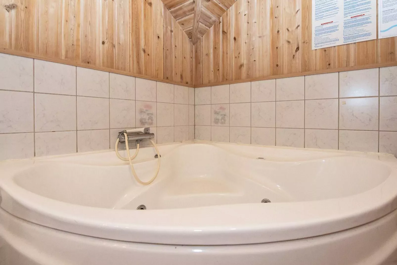 10 person holiday home in Skjern-By Traum-Spa