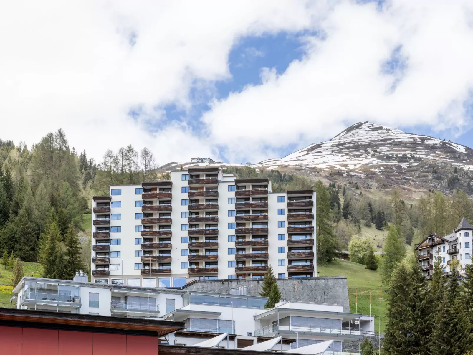 Guardaval Apt 602 - Outside