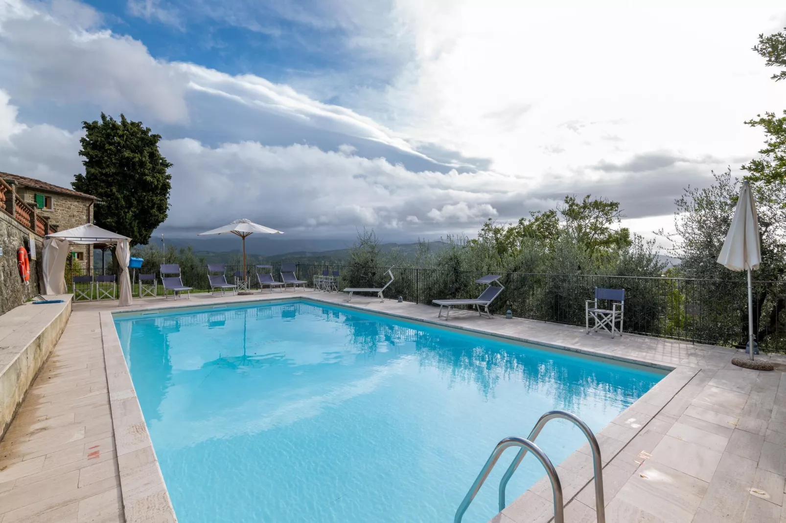 Casina-Schwimmbad