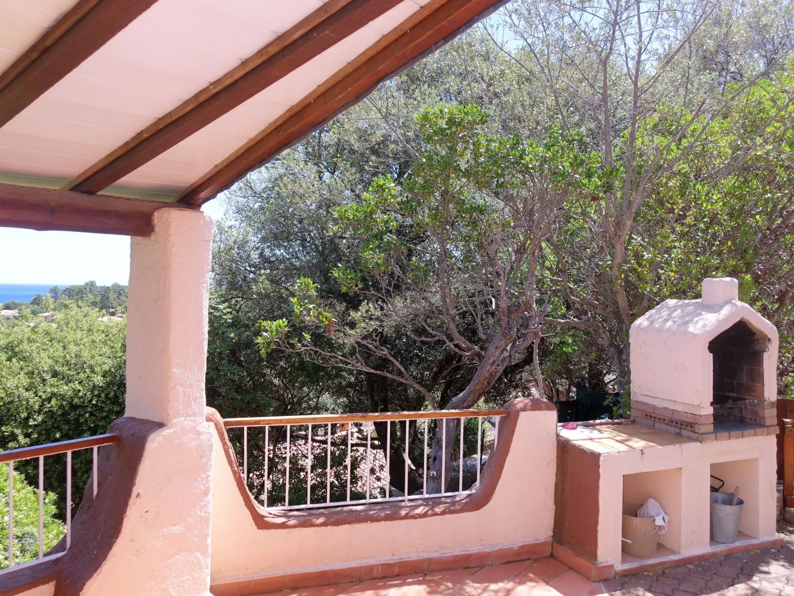 Fium del Cavu-Outside