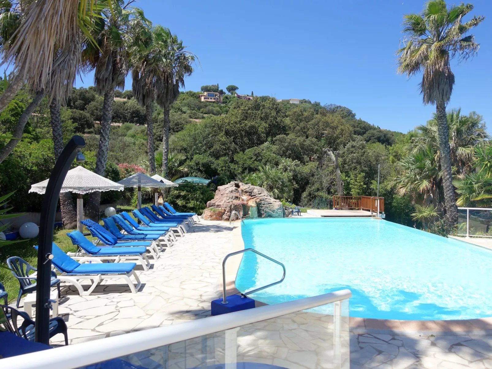 Fium del Cavu-Outside