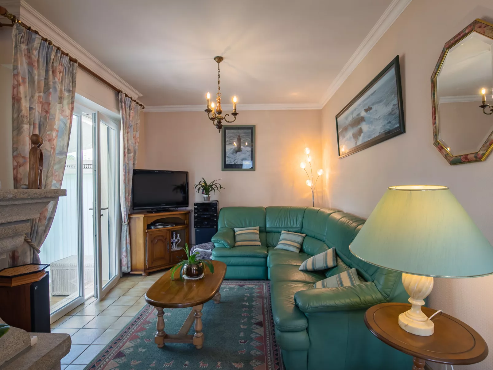 Gueradur-Inside