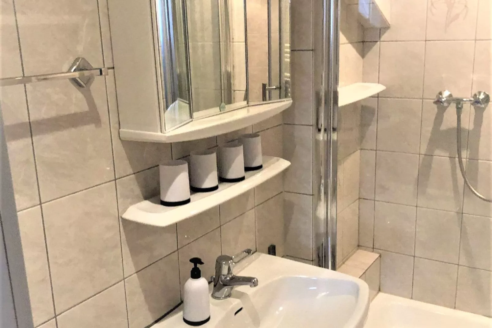Haus Epting-Bathroom