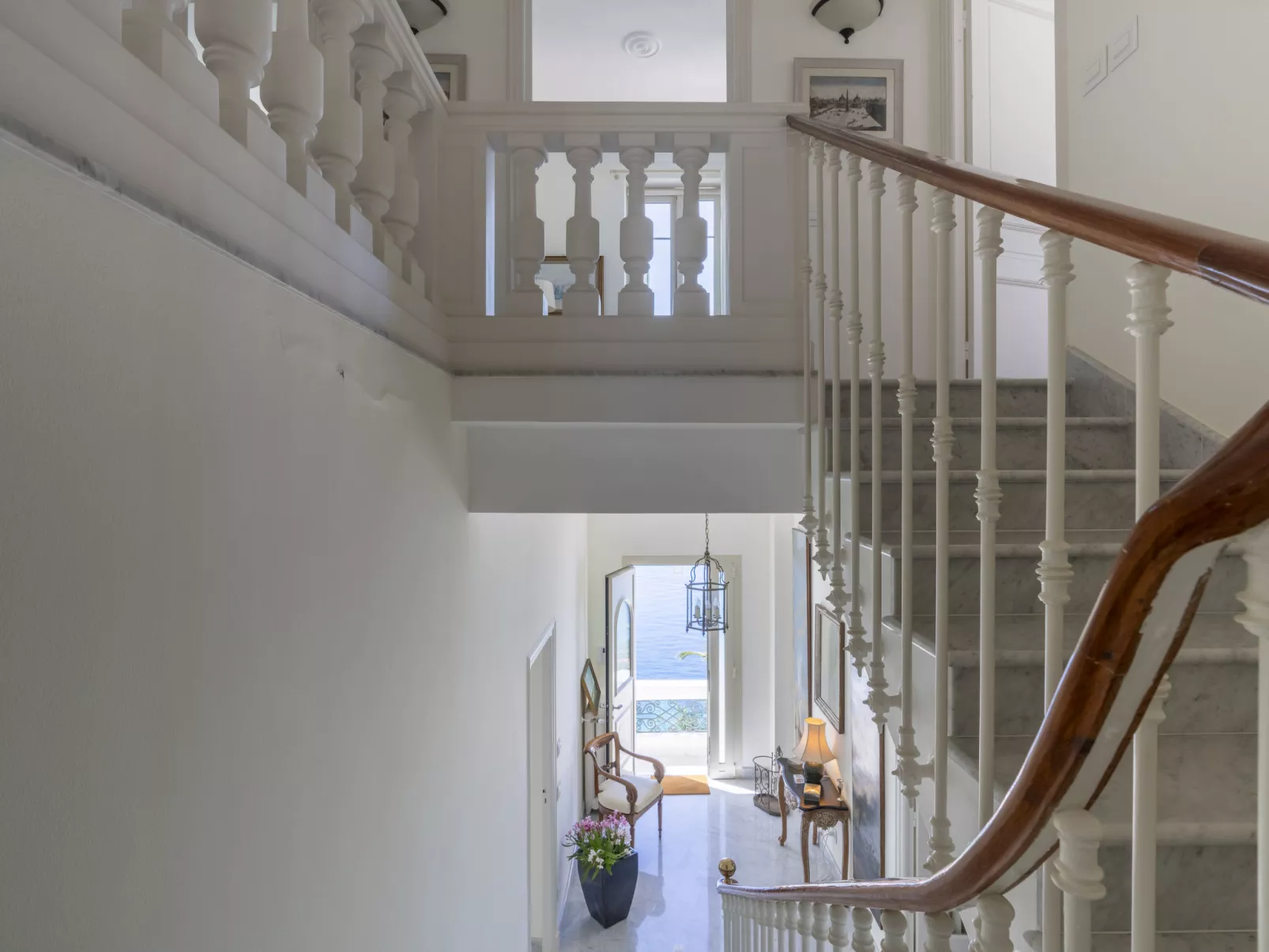 Villa incredible View-Inside