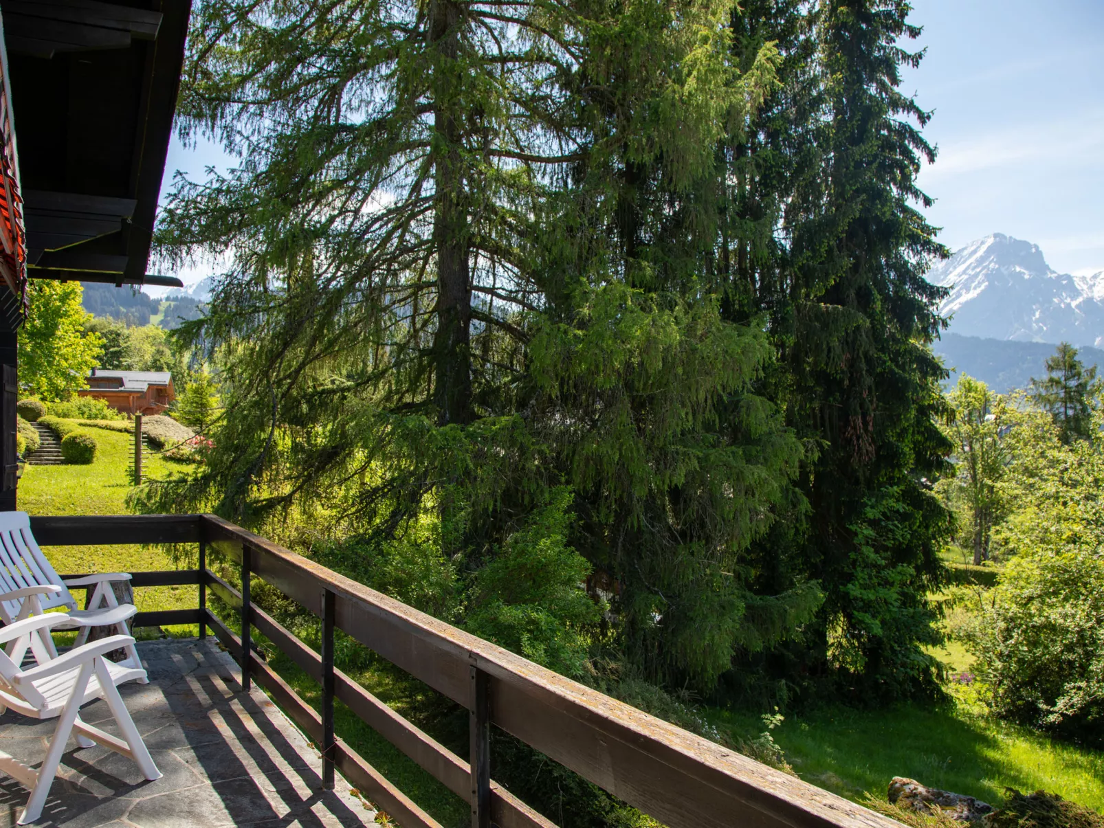 Chalet L'Escapade-Outside