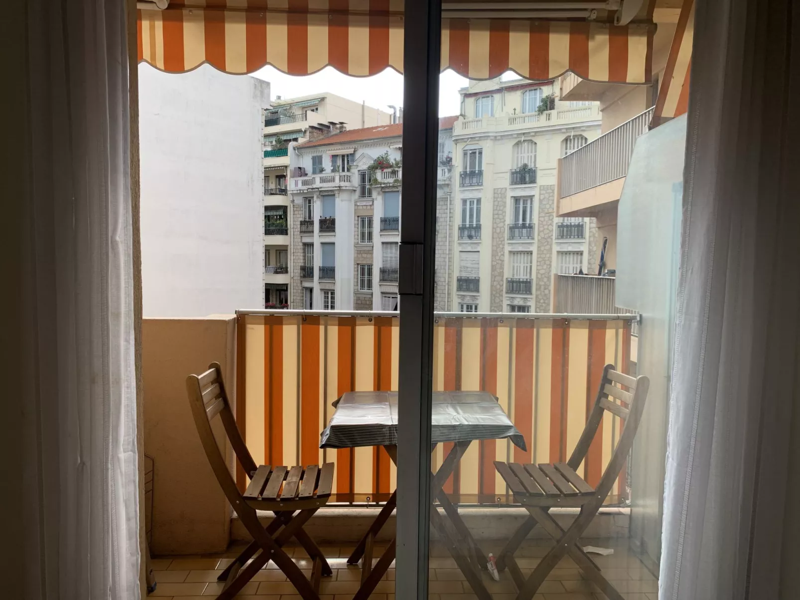 Le Maréchal-Outside