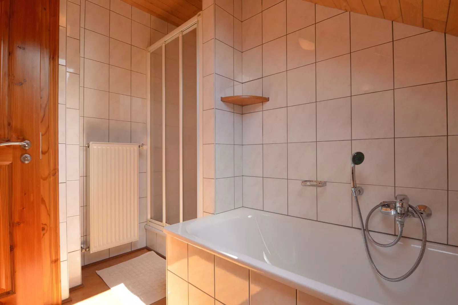 Am Burggarten-Badezimmer