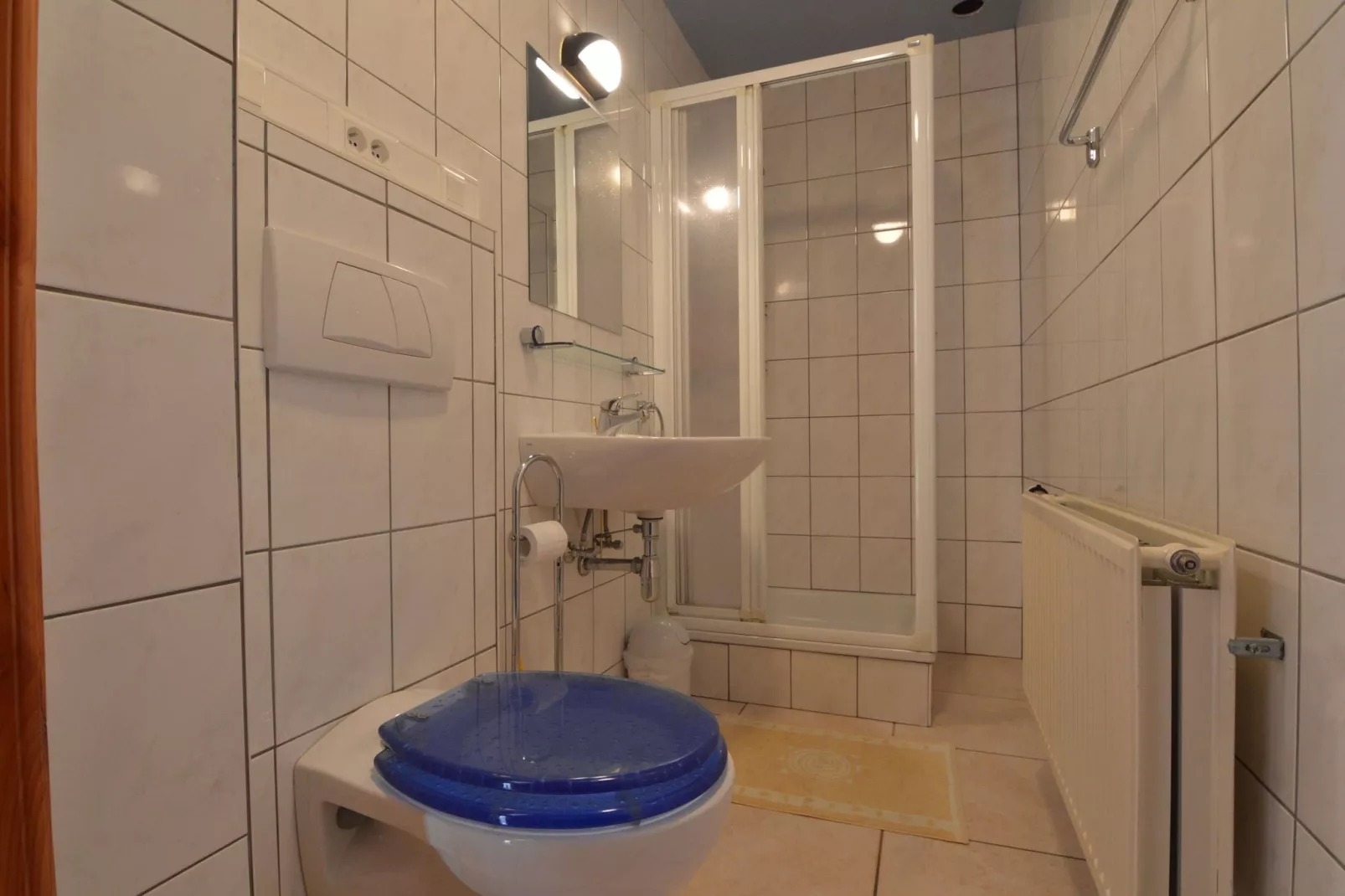 Am Burggarten-Badezimmer