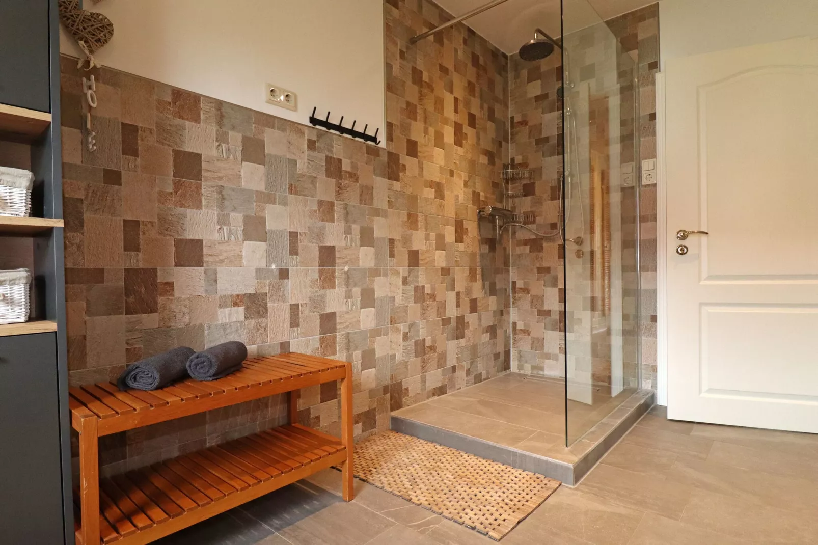 Fewo Päpke-Bathroom