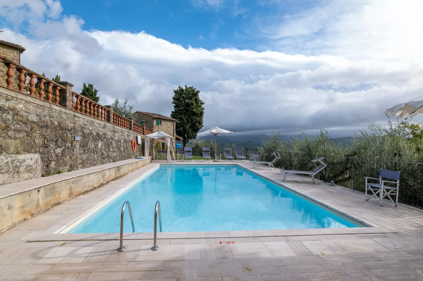 Casina-Schwimmbad