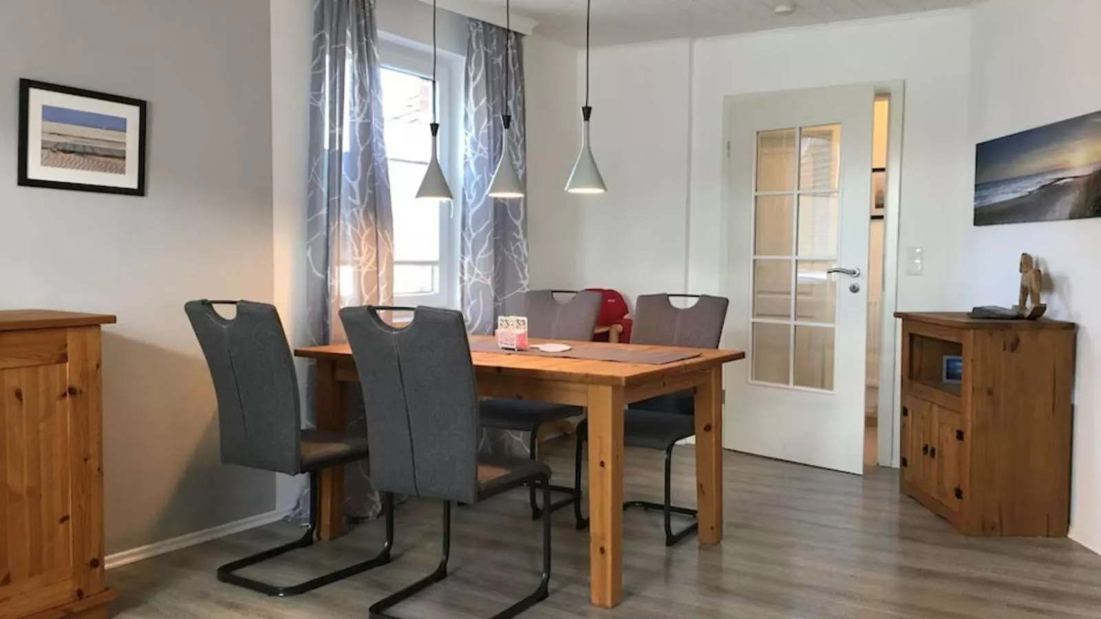 Strandwind-Dining room