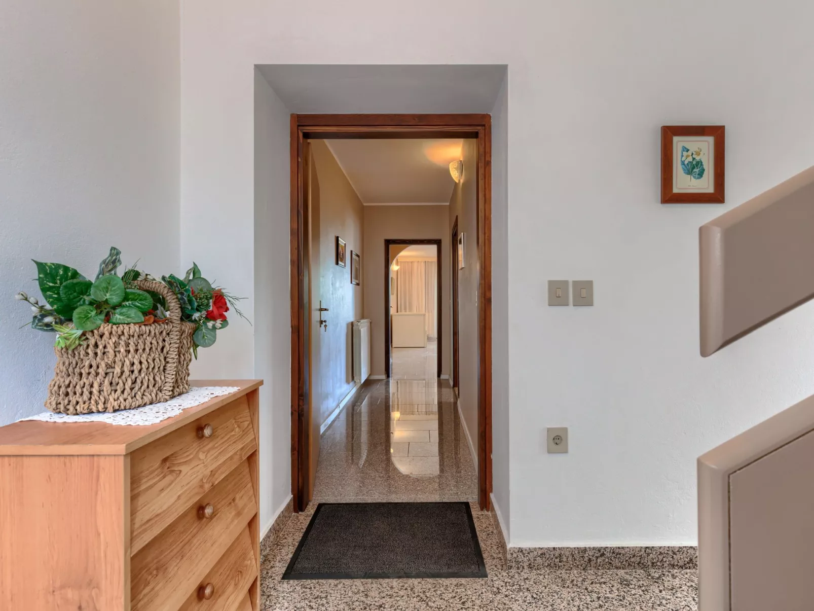 Villa Maran-Inside