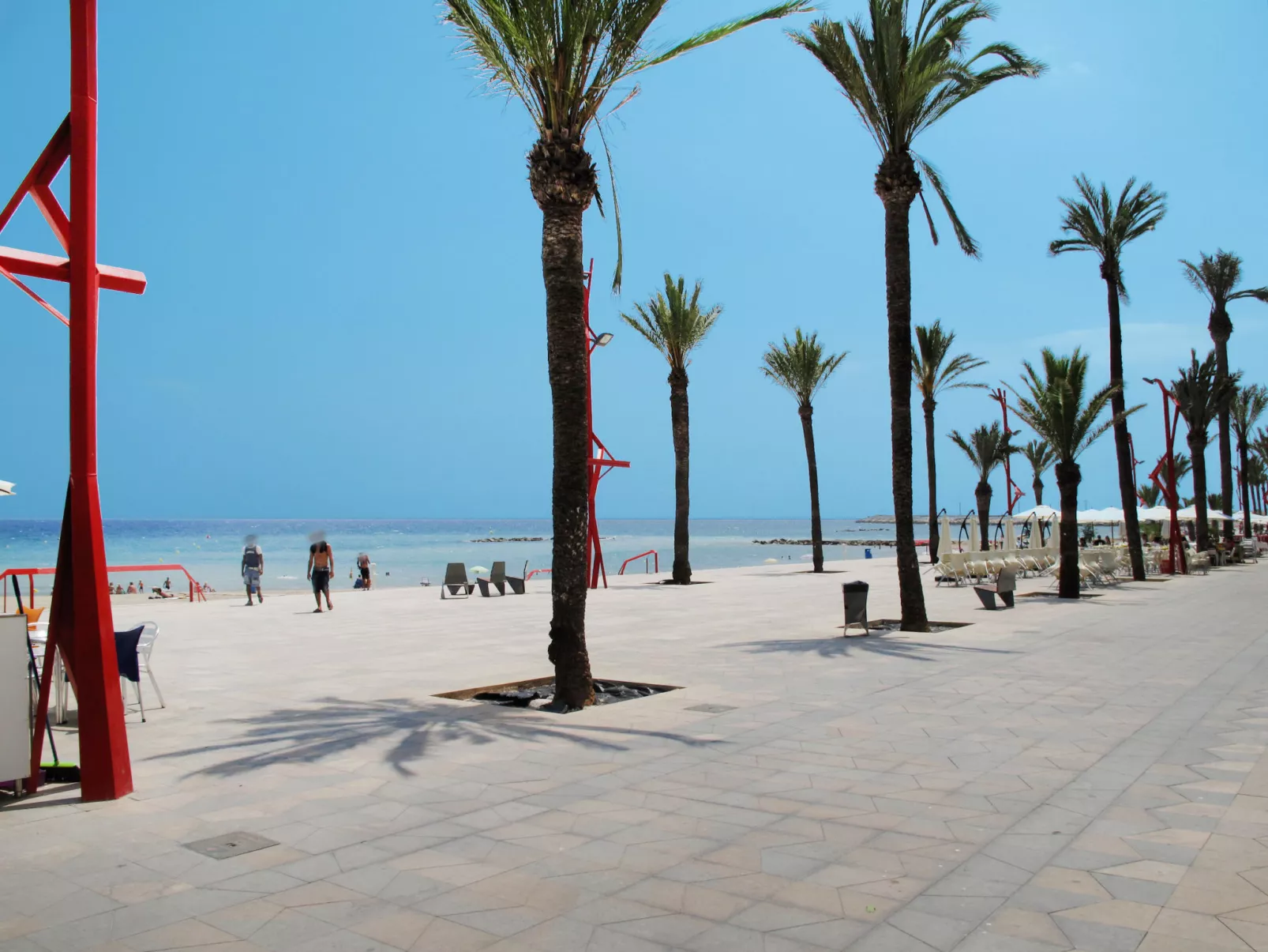 Sol y Mar II-Area