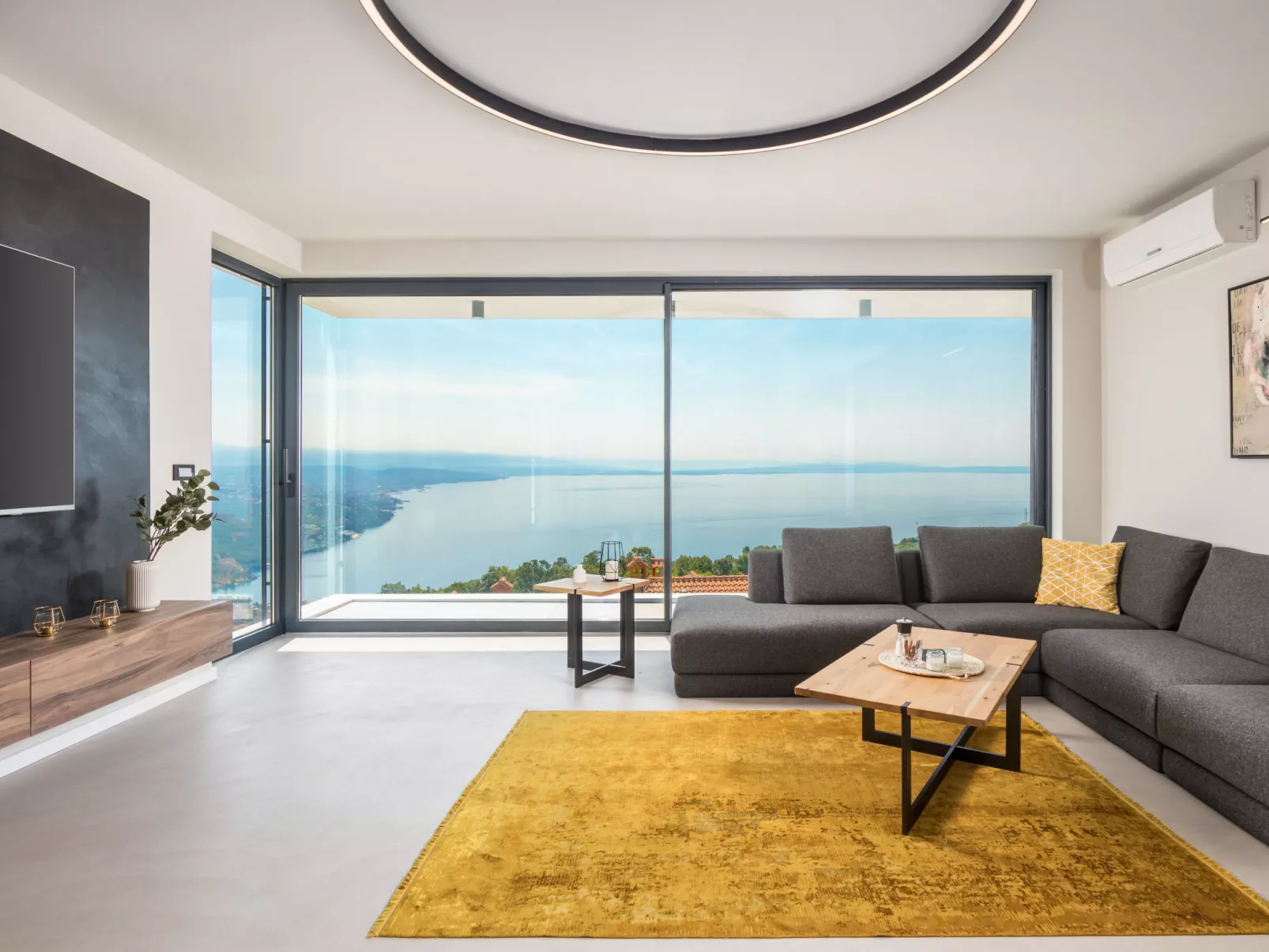 Opatija Sky-Inside