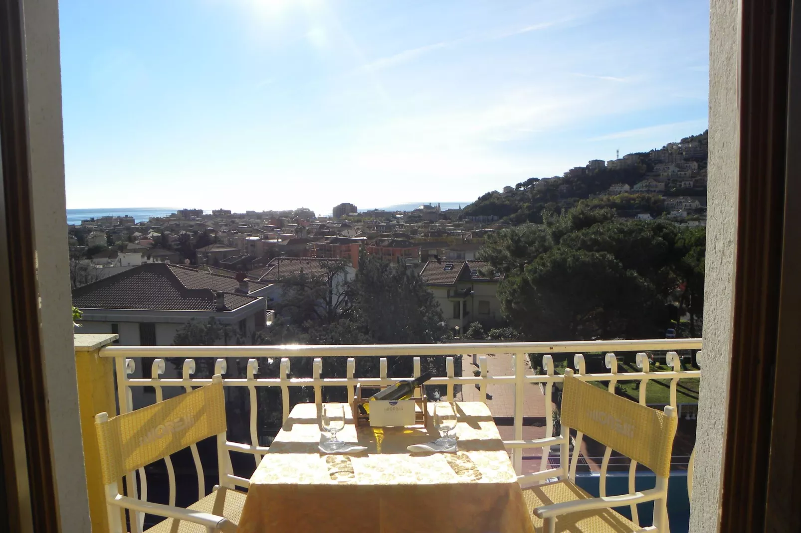 Residence Morelli Pietra Ligure - TR2 / C7-View summer