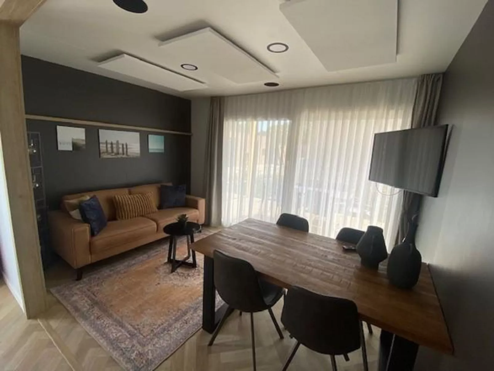 Domus 4-Inside