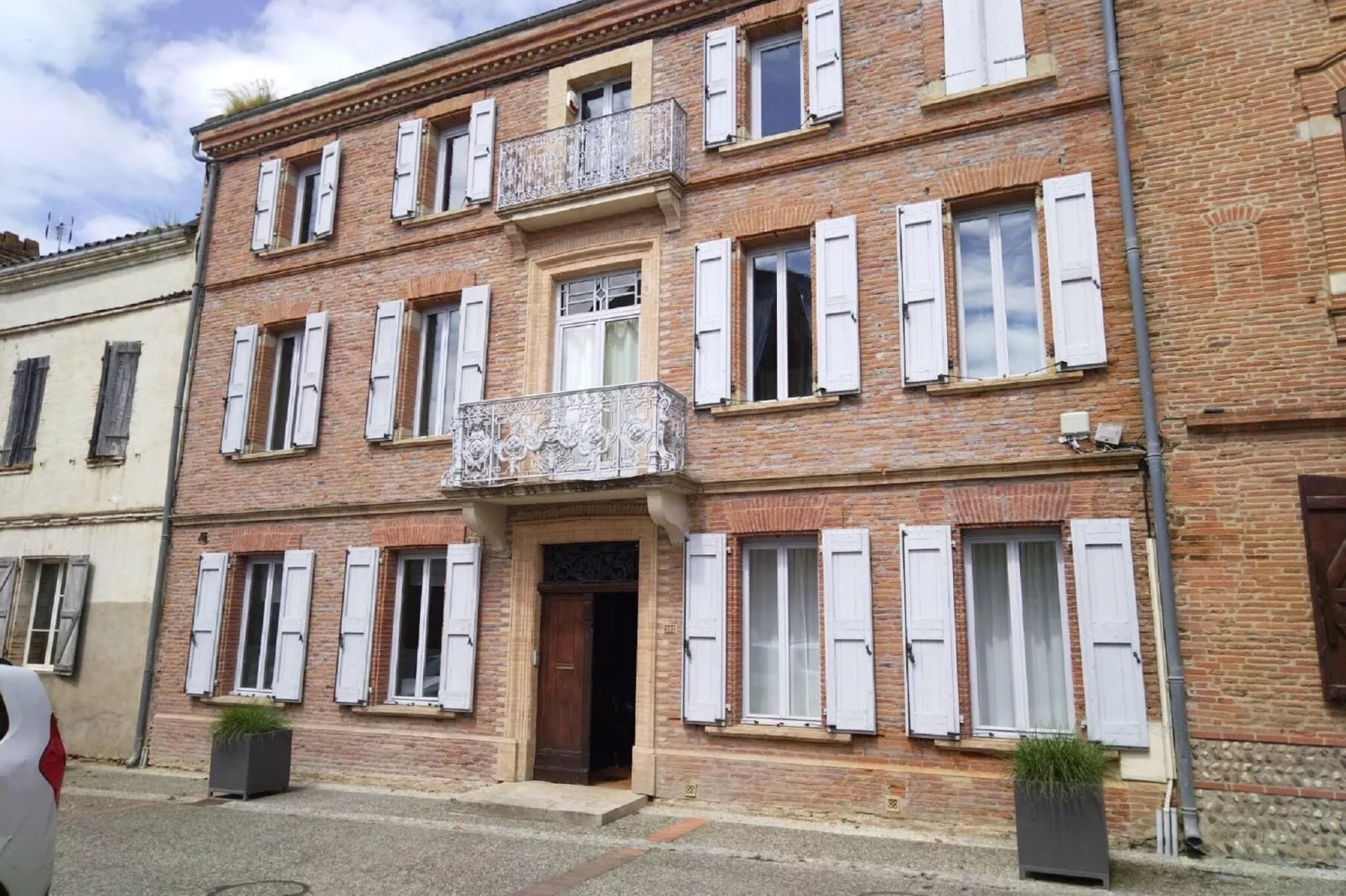 Hôtel PArticulier Buzet-sur-Tarn-Exterior summer