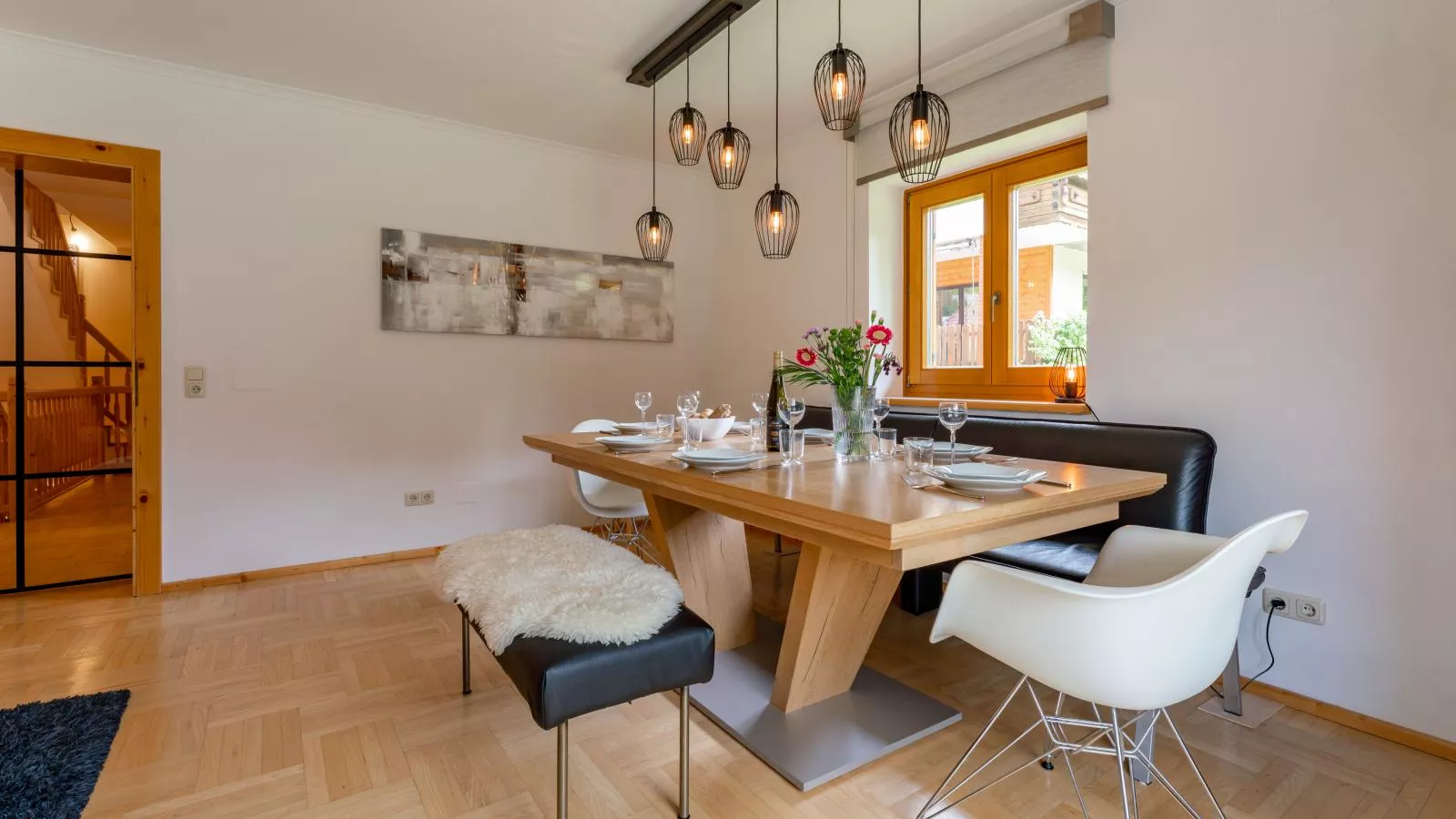 Hilde-Dining room