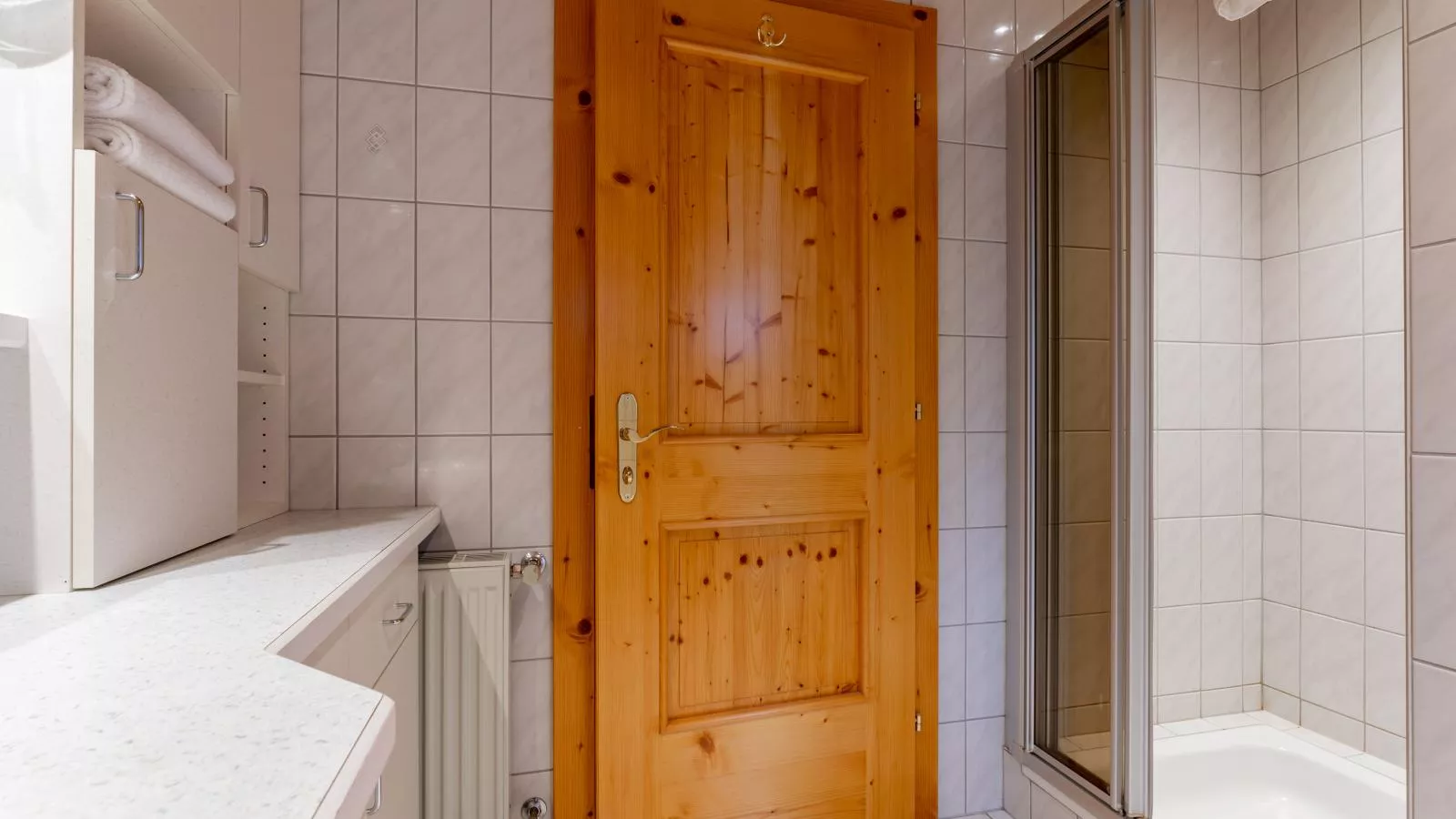Hilde-Bathroom