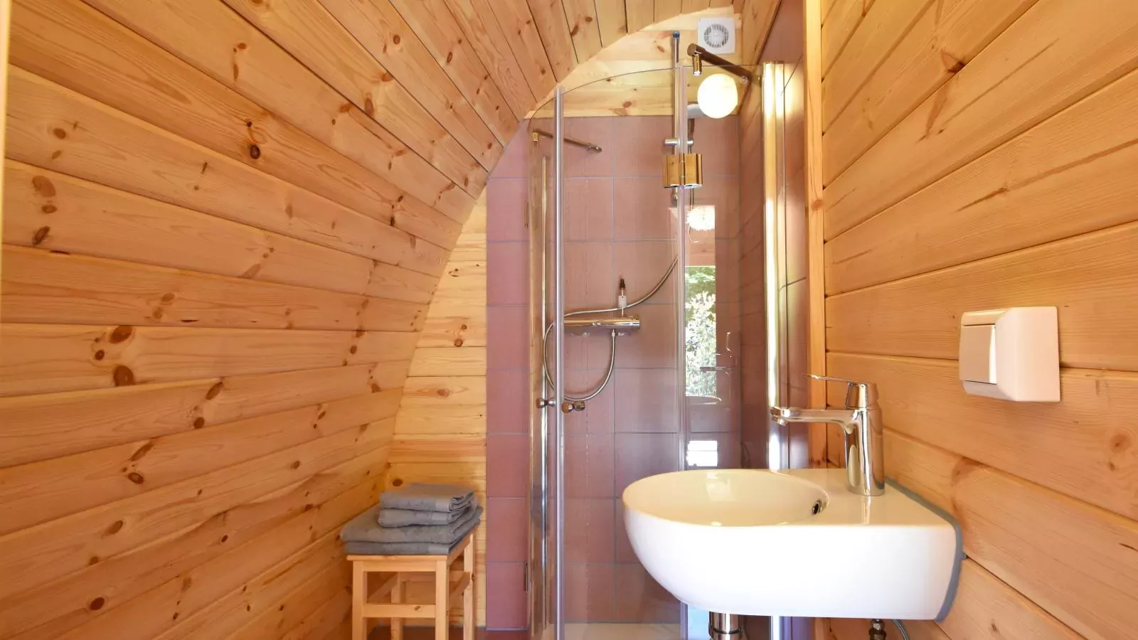 Tiny House Jet-Bathroom