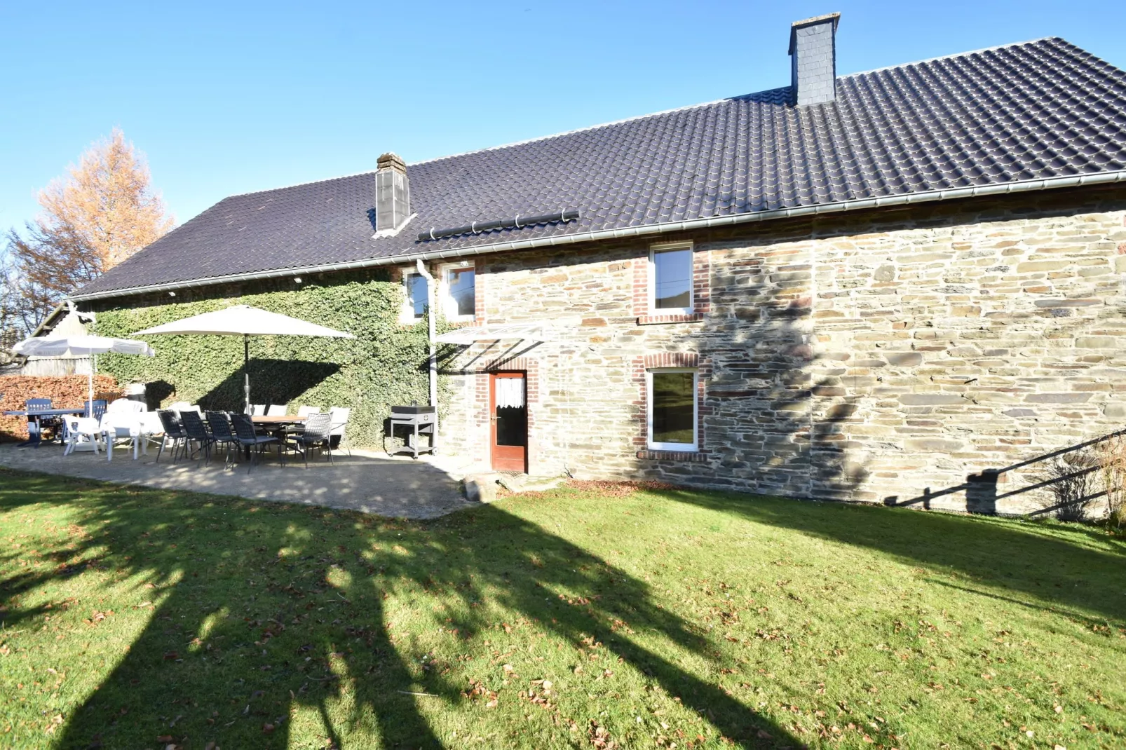 Vennhaus-Exterior summer