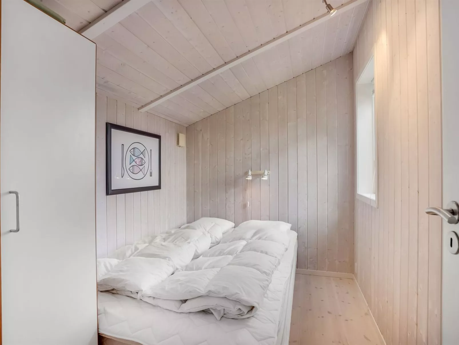 "Birtir" - 1.2km from the sea-Inside