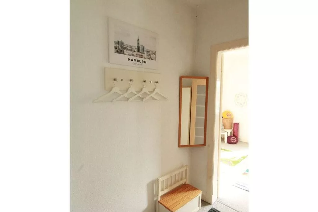 17143-Bathroom