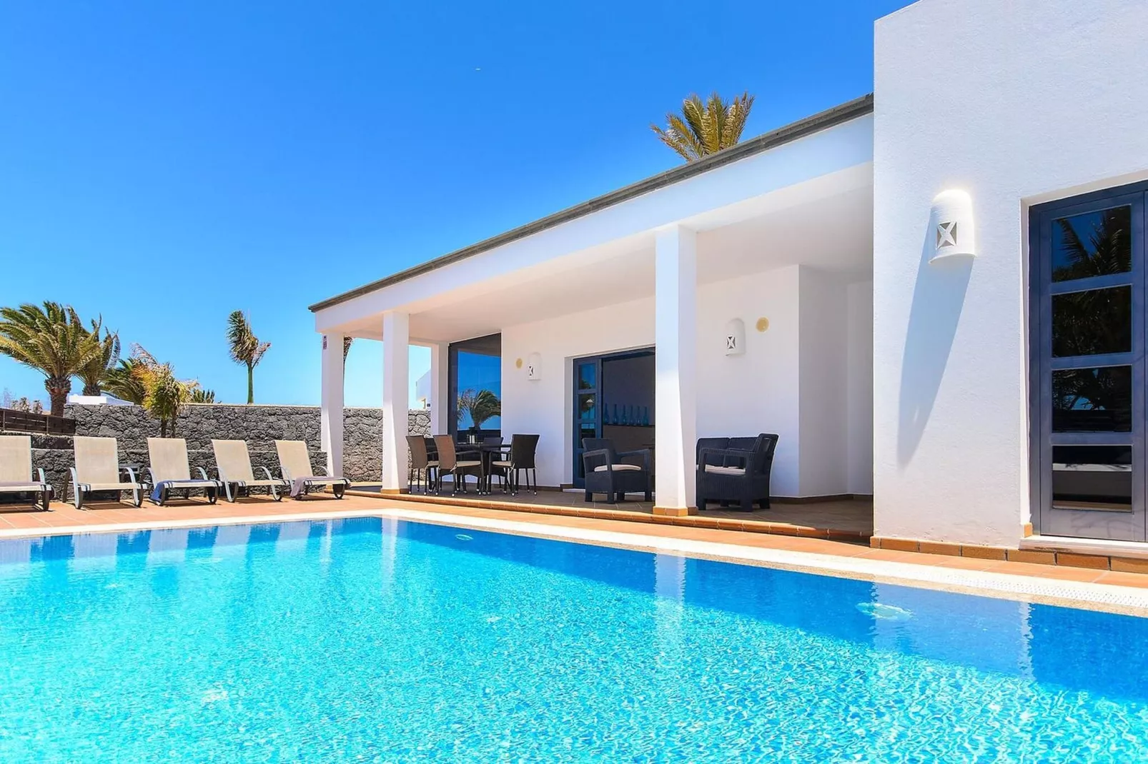Villa B-Exterior summer