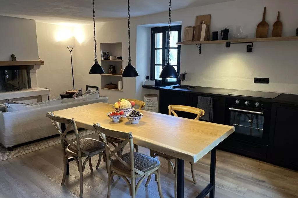 396437-Kitchen