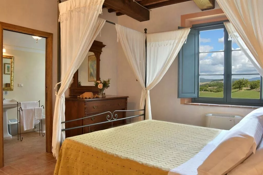 227034-Bedroom