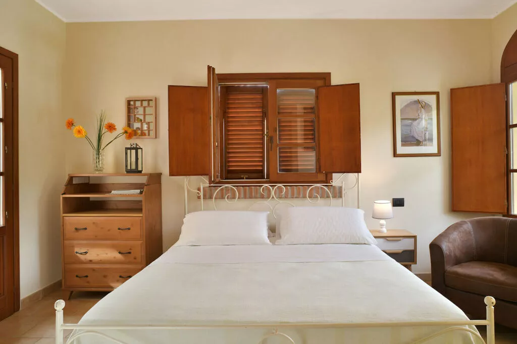 290623-Bedroom