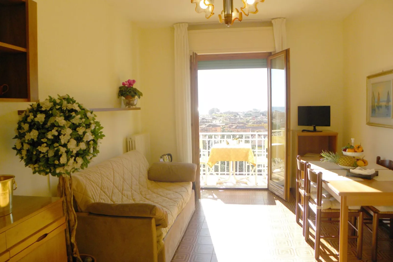 Residence Morelli Pietra Ligure - TR1 / C6-Wohnzimmer