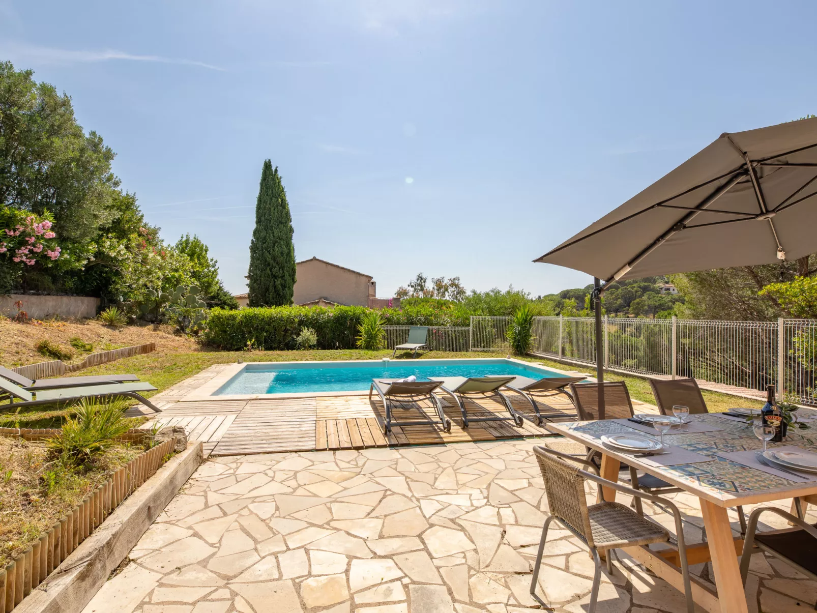 Villa Rigaou n°4-Outside