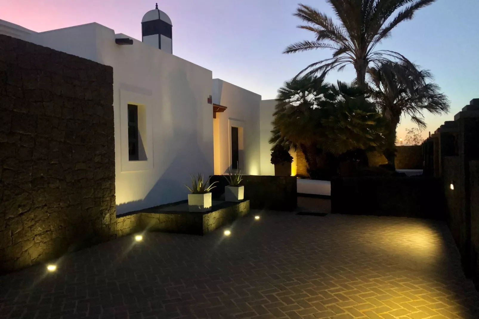Villa B-Exterior summer