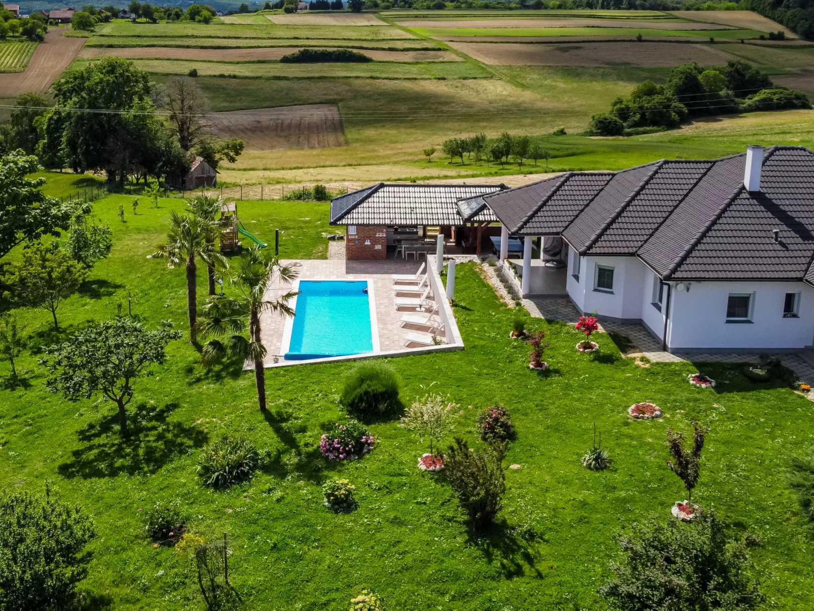 Countryside estate-Dehors