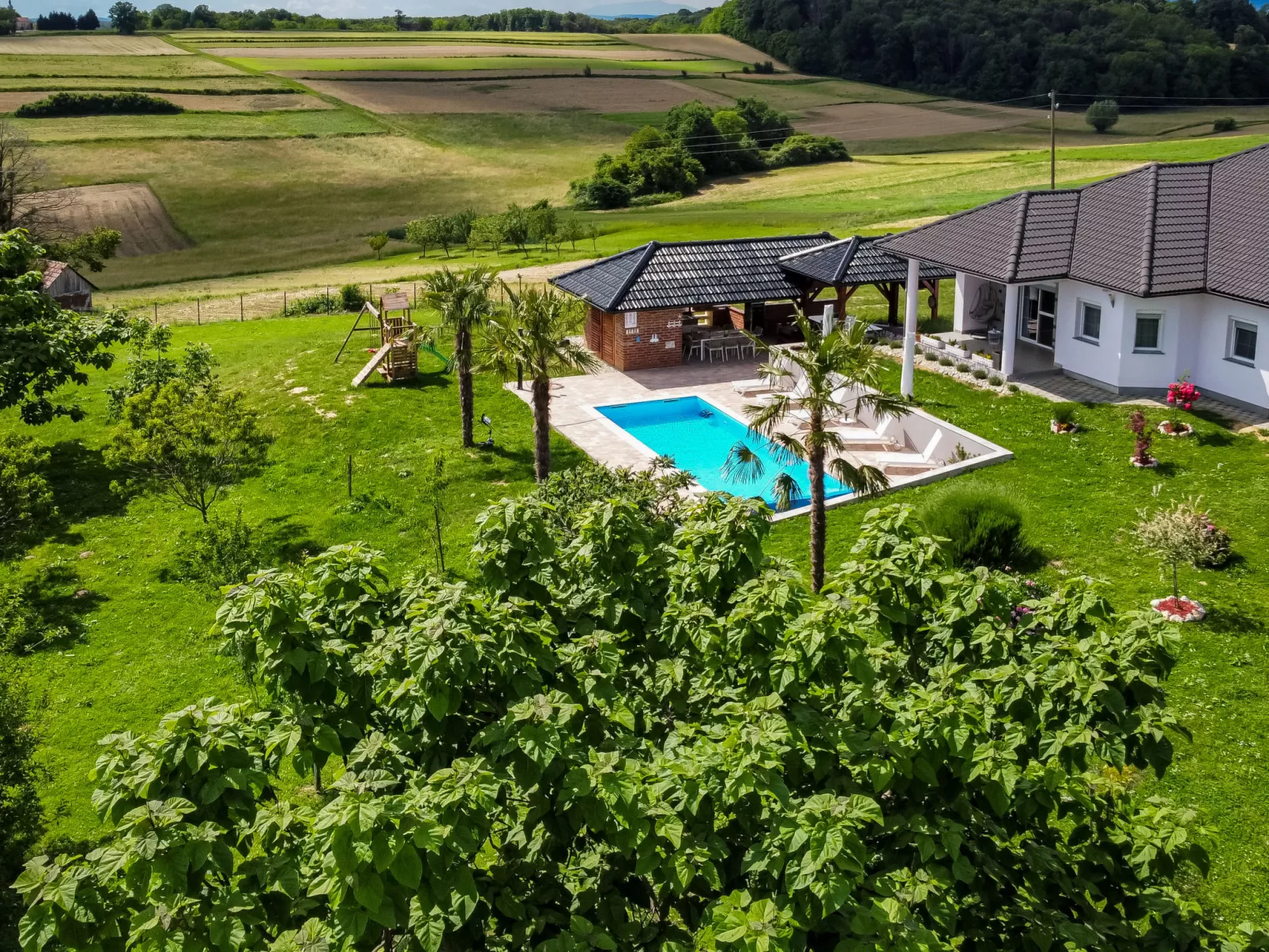 Countryside estate-Dehors
