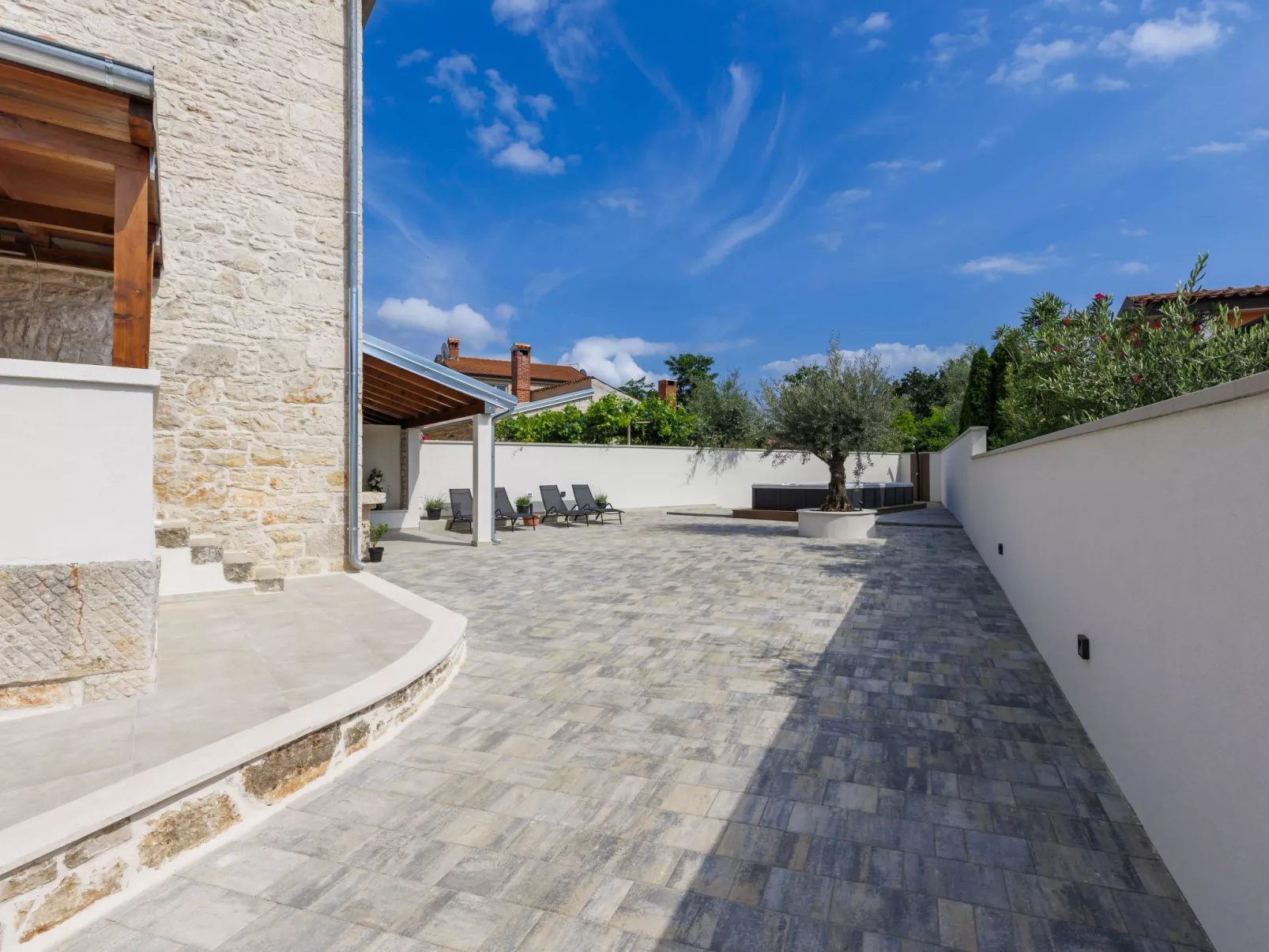 Villa Lucky-Outside