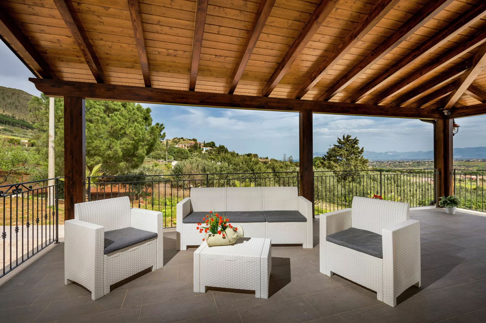 Mari e Monti 8-Terrace balcony