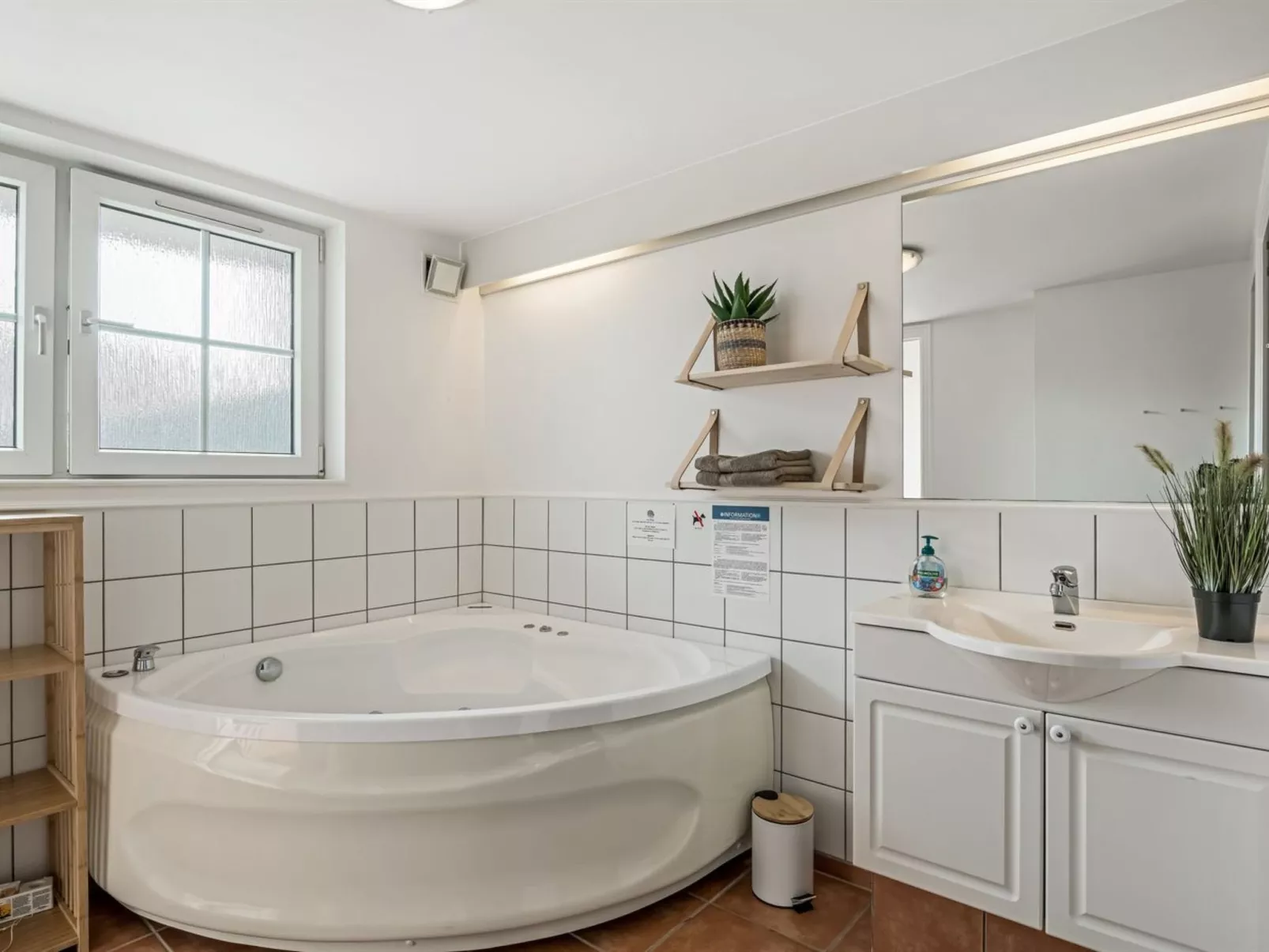 "Sote" - 1.2km from the sea-Inside