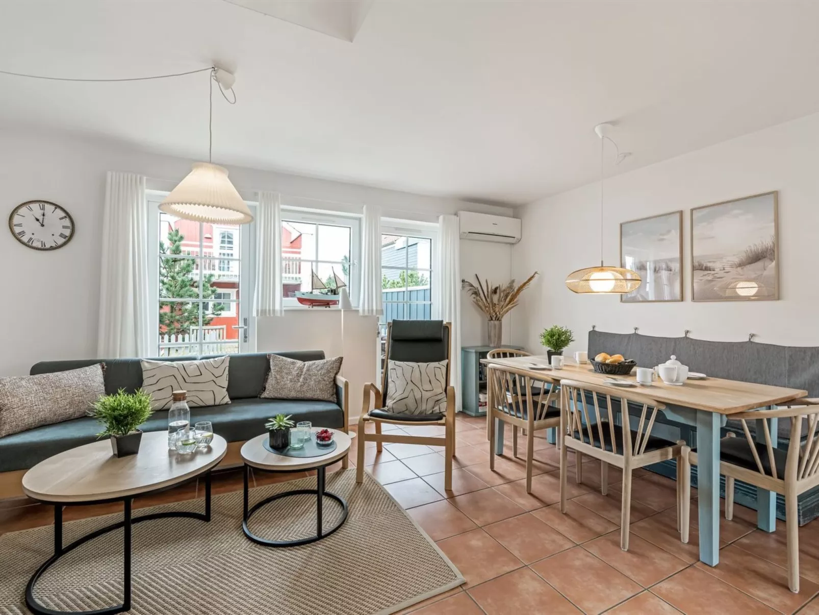 "Sote" - 1.2km from the sea-Inside