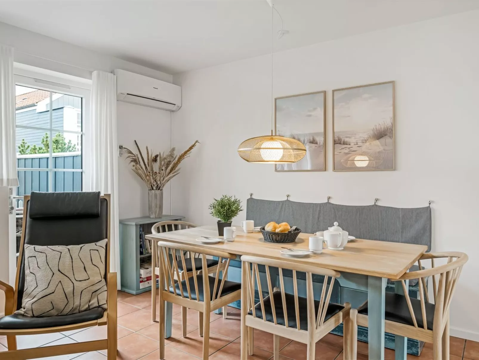 "Sote" - 1.2km from the sea-Inside
