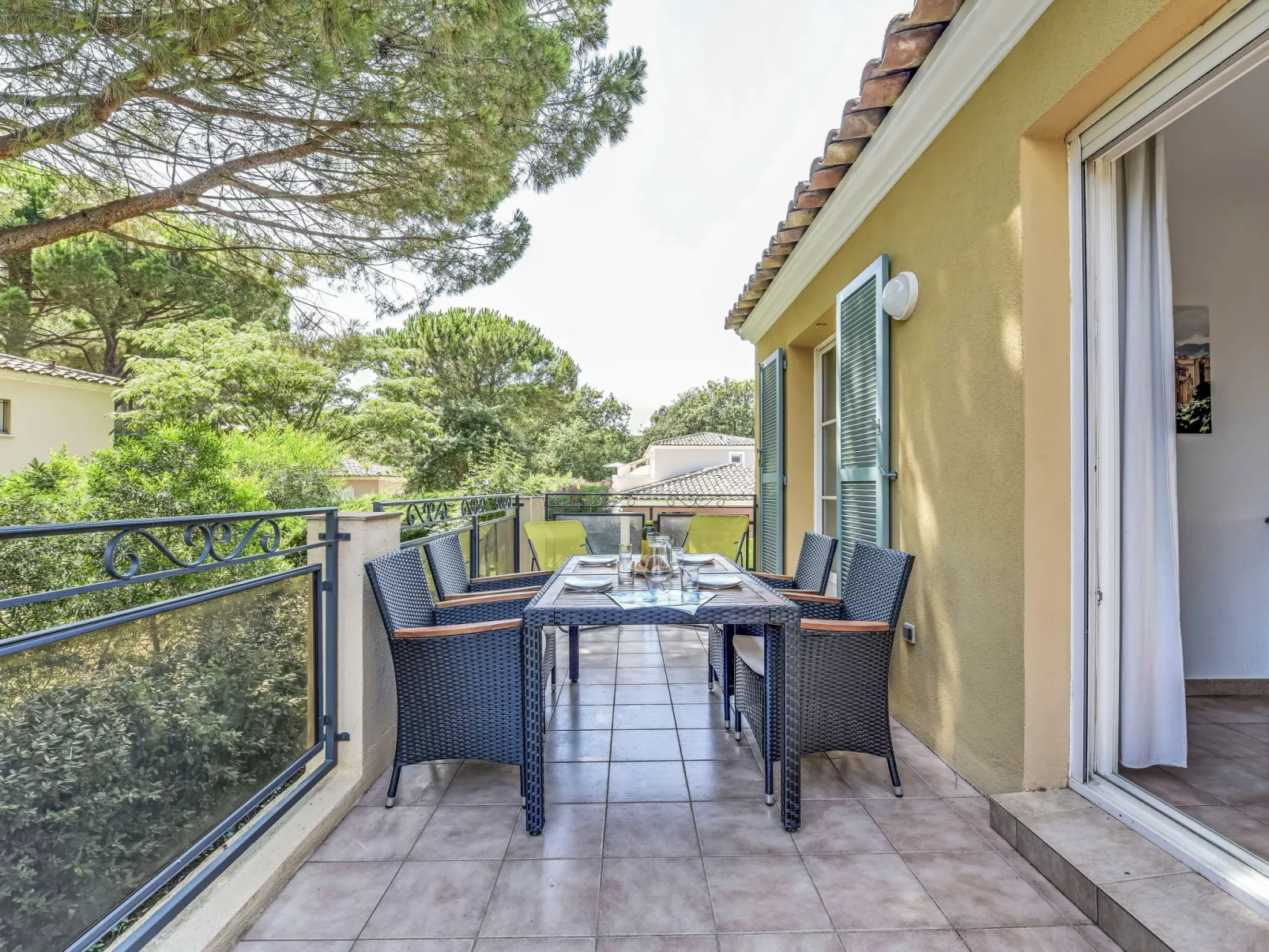 Le Jardin d'Artemis-Outside