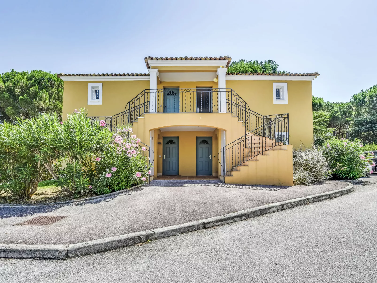 Le Jardin d'Artemis-Outside
