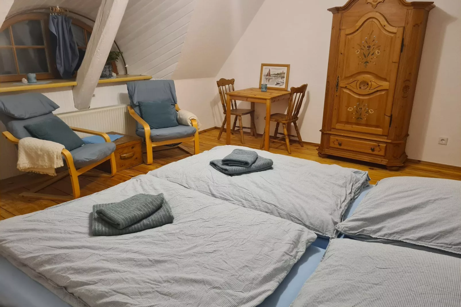 Schoene Wohnung im reetgedachten Bauernhaus-Schlafzimmer